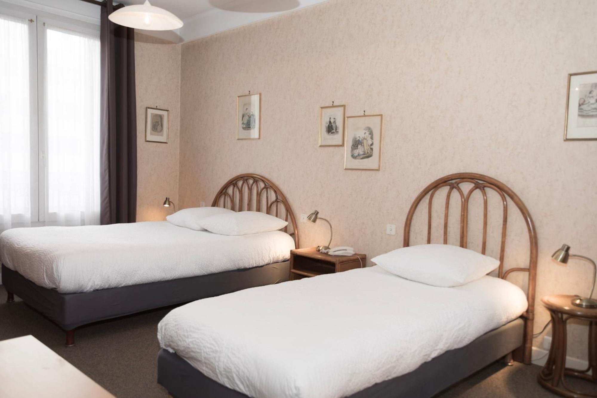 Cit'Hotel Aero-Hotel ル・ブラン・メニル エクステリア 写真